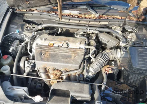 2008 Honda Accord 2.4 Ex-L from USA, damaged, VIN 1HGCS12828A002937